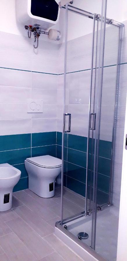 Lamberti Beach Apartment - 150 M From The Sea - Just Renewed - Wifi Савона Экстерьер фото