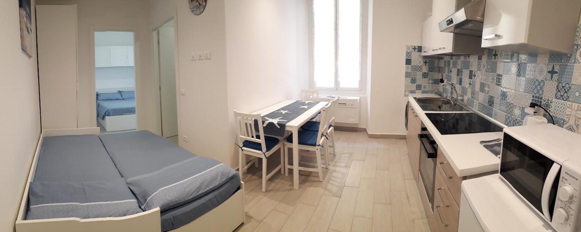 Lamberti Beach Apartment - 150 M From The Sea - Just Renewed - Wifi Савона Экстерьер фото