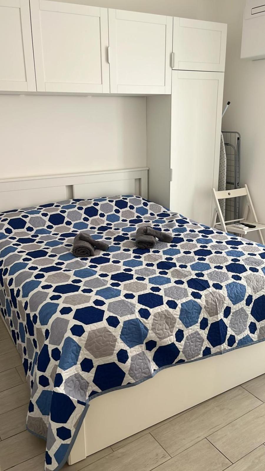 Lamberti Beach Apartment - 150 M From The Sea - Just Renewed - Wifi Савона Экстерьер фото